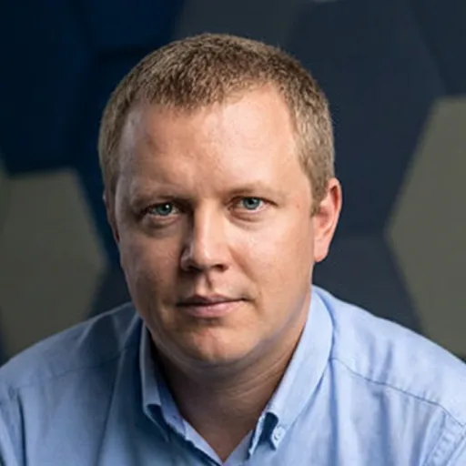 Piotr Kesy
      loading=
